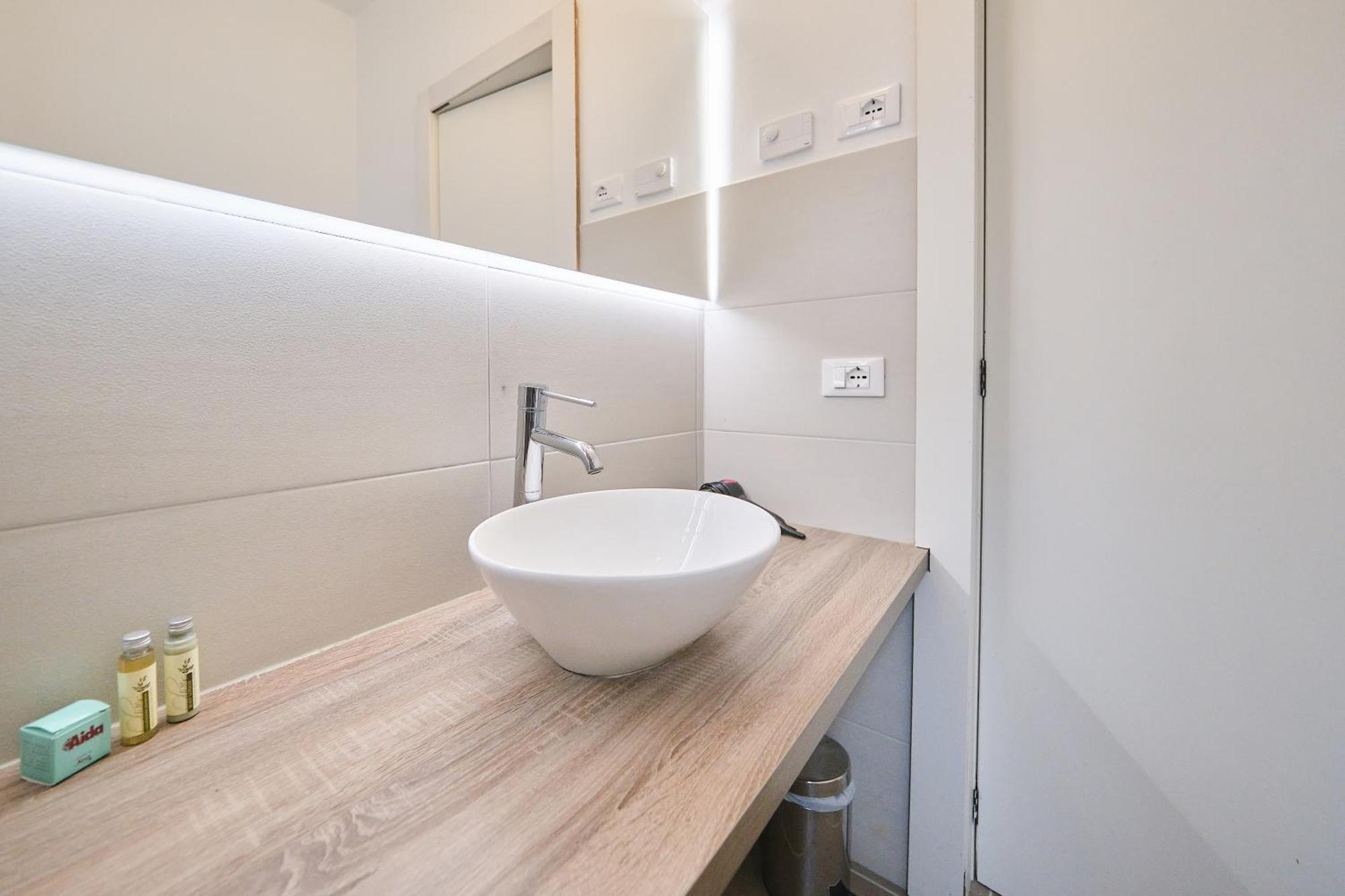 Front Lake Apartment Bardolino Exteriér fotografie